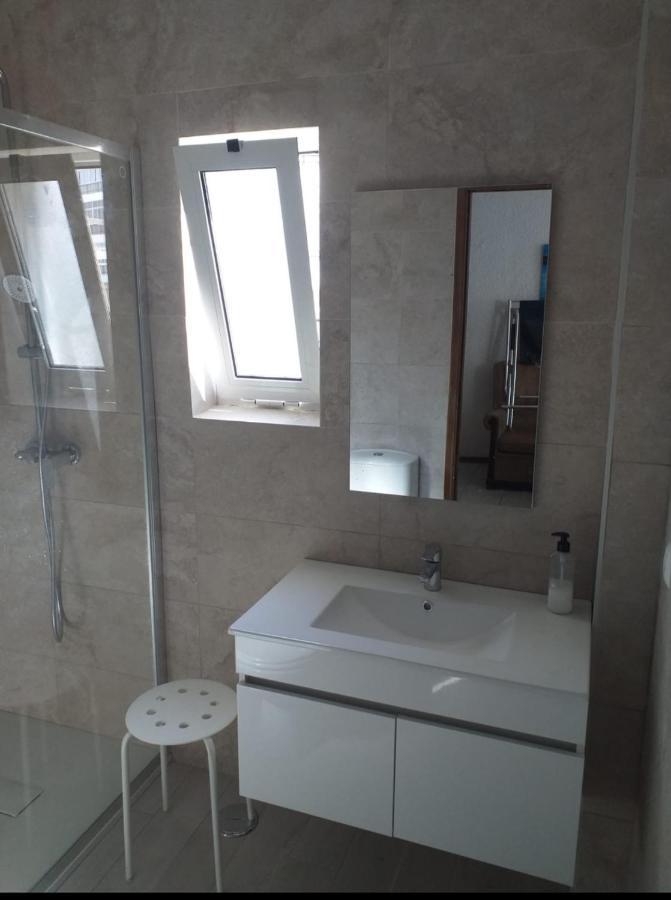 Quarteira Home Beach Ferias Tranquilas A 1Km Da Praia Totalmente Renovado Εξωτερικό φωτογραφία