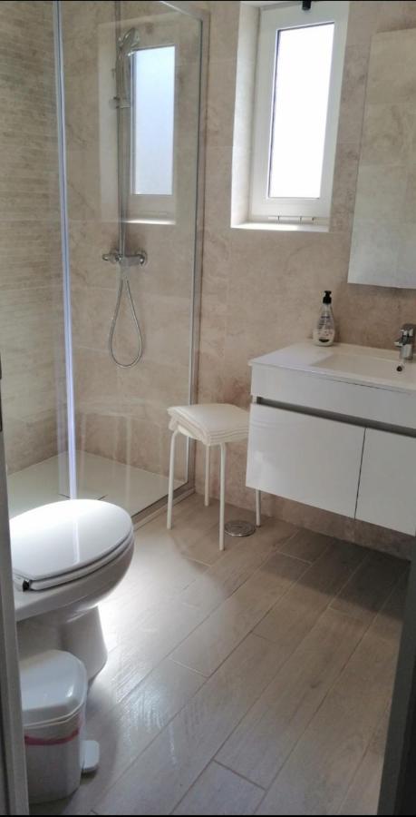Quarteira Home Beach Ferias Tranquilas A 1Km Da Praia Totalmente Renovado Εξωτερικό φωτογραφία
