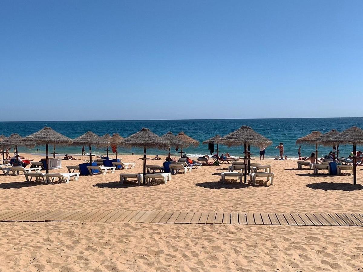Quarteira Home Beach Ferias Tranquilas A 1Km Da Praia Totalmente Renovado Εξωτερικό φωτογραφία